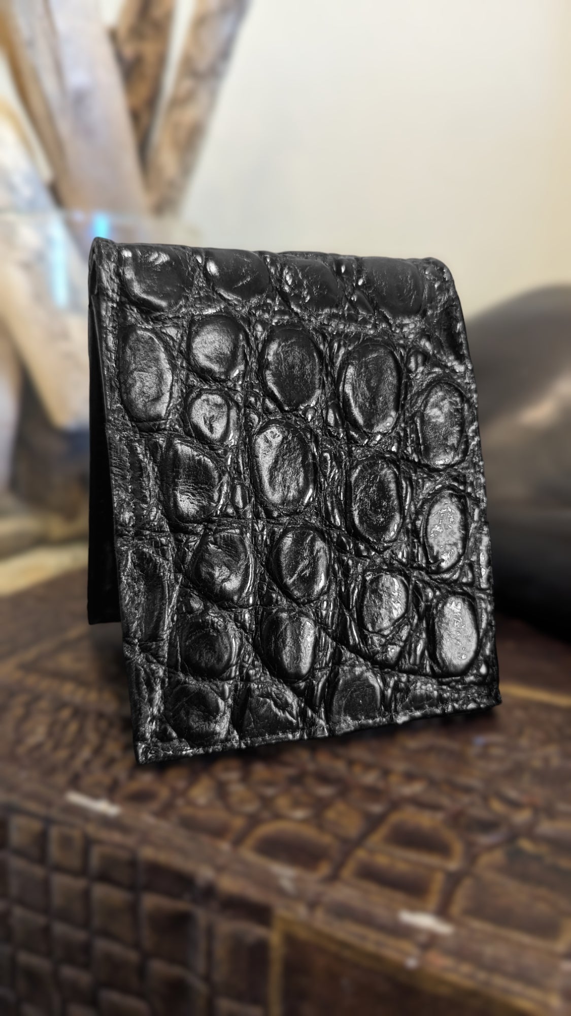 alligator wallet