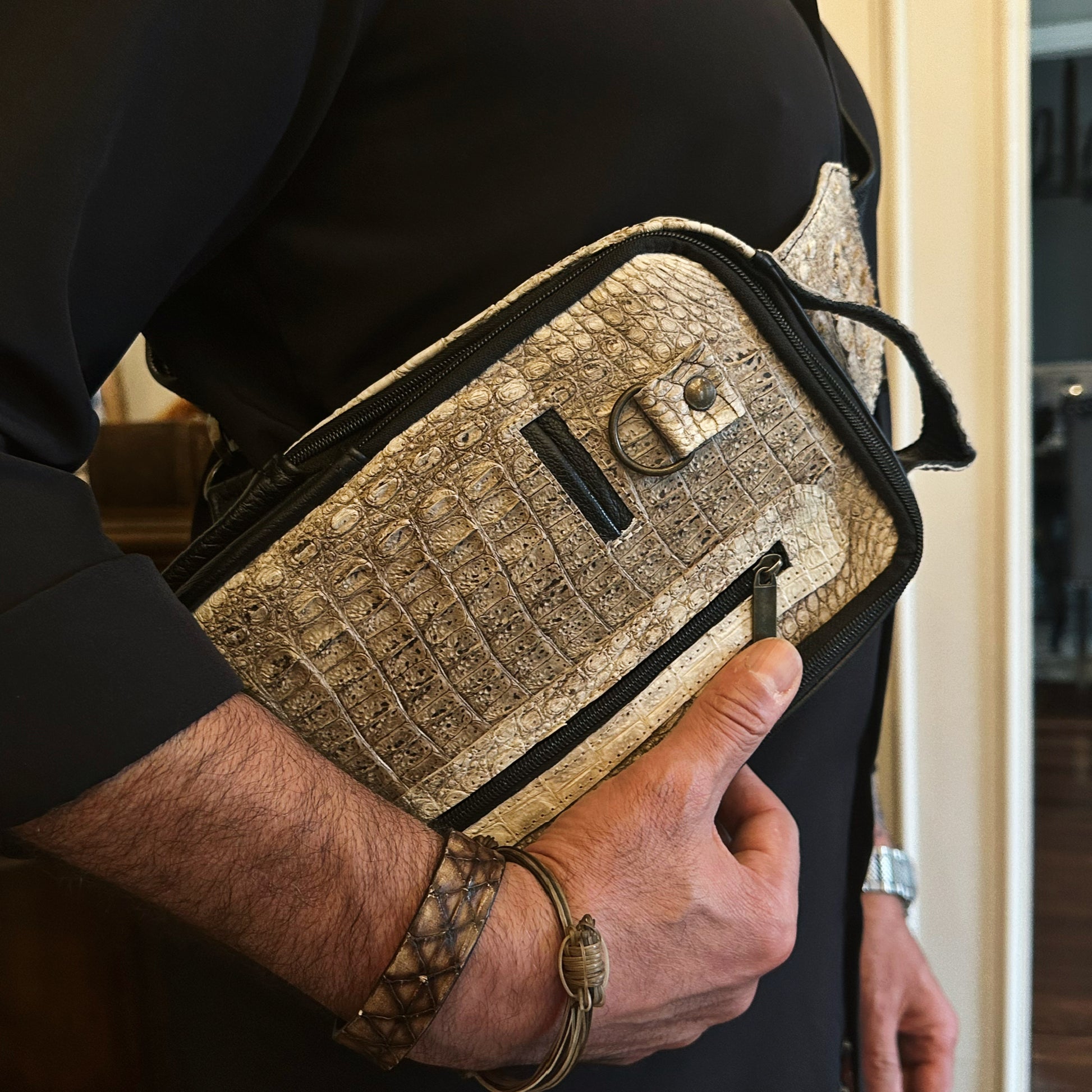 men's hornback alligator sling bag